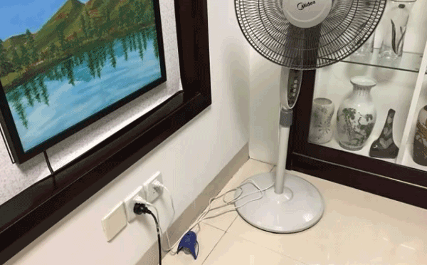 笔记本插头取电插座 笔记本插头取电插座