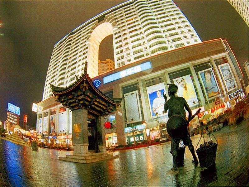 南坪步行街 //www.fkswng.com/