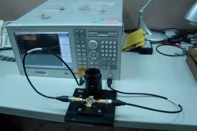 采用网络分析仪测试磁珠插损 采用网络分析仪测试磁珠插损