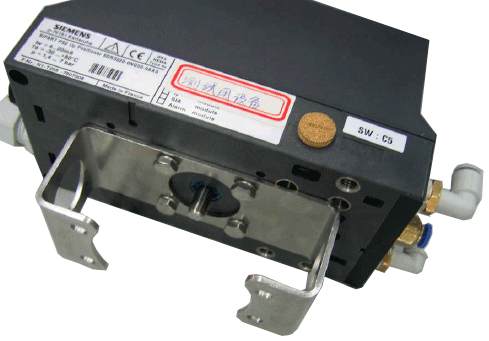 安装支架固定在阀门定位器上 安装支架固定在阀门定位器上