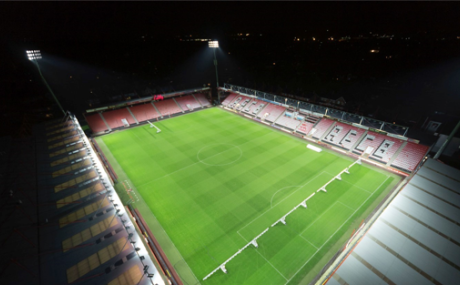 体育场四角布灯 体育场四角布灯